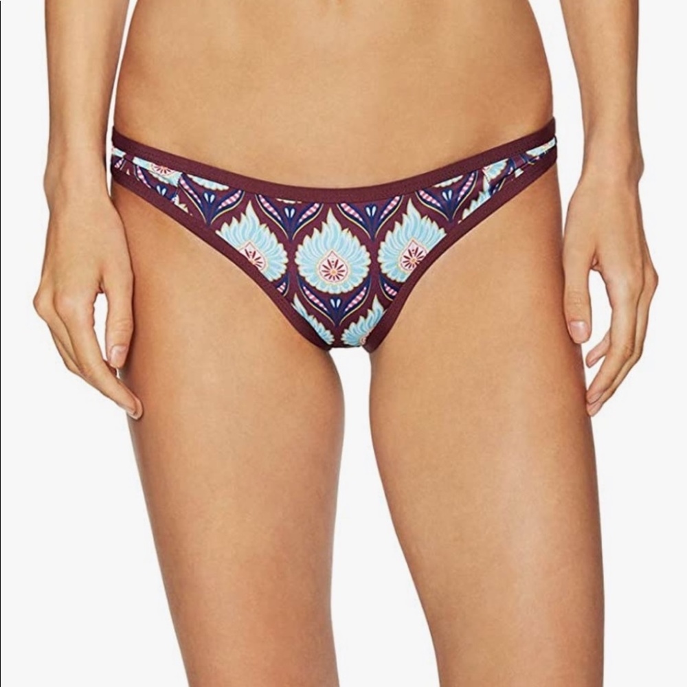 Tavik Monaco Merlot Jayden Moderate Swim Bottom Size Large New with Tag